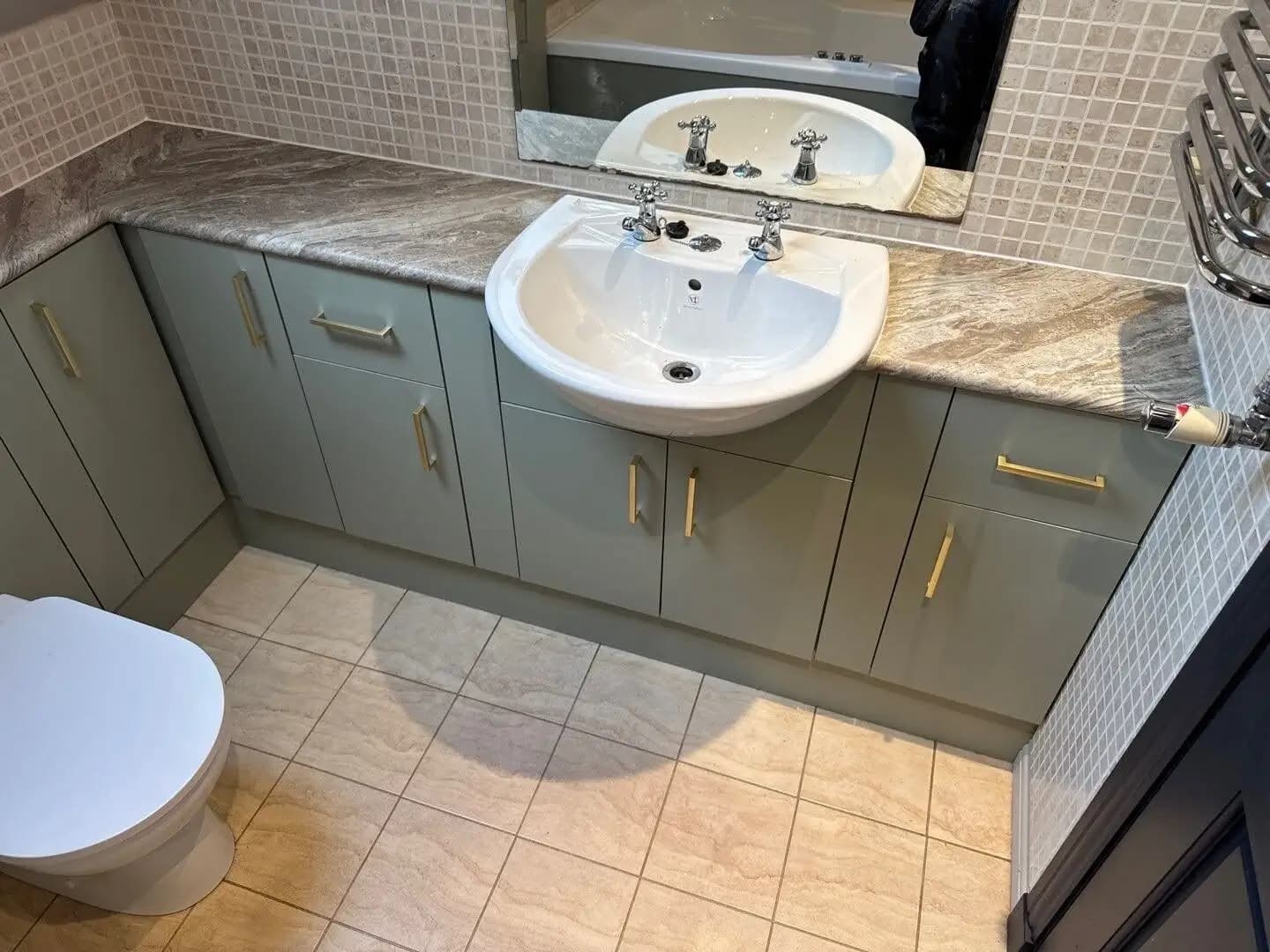 Laura Hamilton's Lenzie Makeover 3